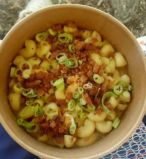 Mac'n'Cheese at Oowee Vegan - Baldwin in Bristol