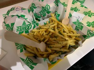 The amazing garlic fries  at Oowee Vegan - Baldwin in Bristol