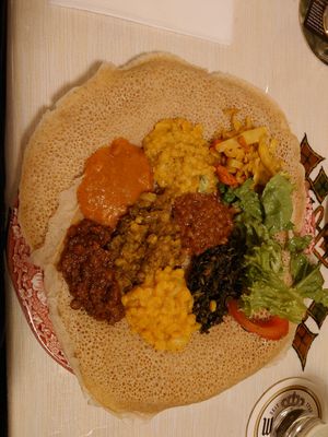 Gemischte Probierplatte at Okra in Dusseldorf