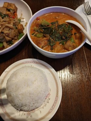 red curry tofu at Thai Delight in San Luis Obispo