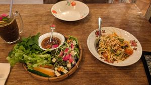 ginger iced coffee (mai wan), fresh spring rolls and papapa salad at Ginger Farm Kitchen in Chiang Mai