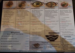 All base dishes are vegan. You can add as extras: tofu (1.5€) and "vegan meat" (4.5€). There is a discount during lunch time. at An Khang Quan in Dusseldorf