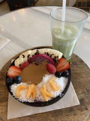 Açai Bowl and Matcha Latte with soy milk  at Brunch and Cake By The Sea in Barcelona