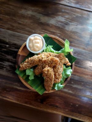 Vegan chicken at Ganita Cafe in Pai