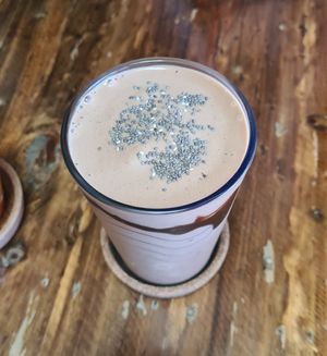 Vegan snickers smoothie at Ganita Cafe in Pai