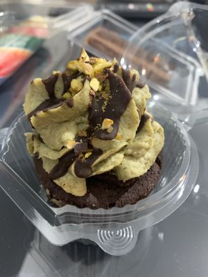 Pistachio cupcake   at Yummzy in East London