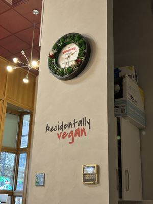 Accidentally vegan  at Yummzy in East London