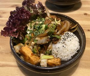 Vegan tamarind bowl  at H2 - Be Veggie - VegUp in Berlin