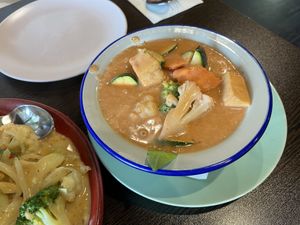 Choo Chee curry with tofu  at Paya Thai in Sturt