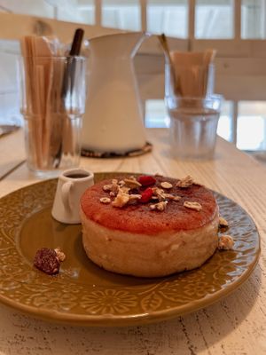 Vegan pancake ♥️ so fluffy  at Siesta Cafe  in Oita