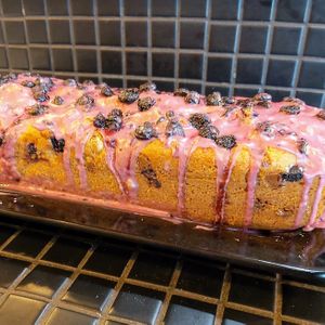Blueberry and raspberry vegan cake at Brick and Olive in North London