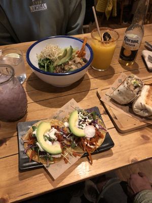 Main  at Gallo Santo in Barcelona