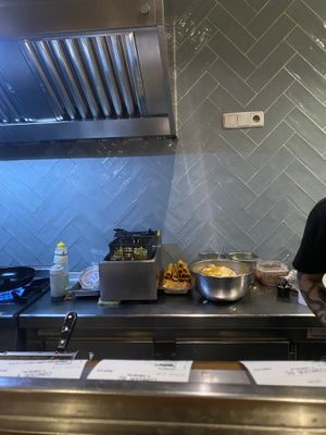 The kitchen  at Gallo Santo in Barcelona