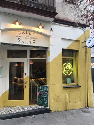 Exterior  at Gallo Santo in Barcelona