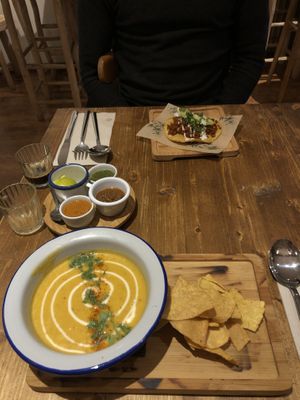 starter at Gallo Santo in Barcelona