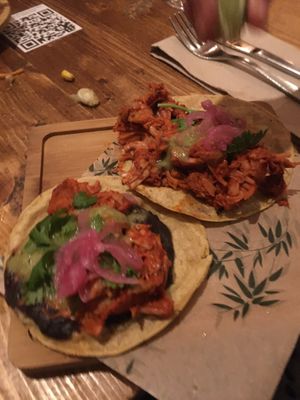 Tacos yaka - ok at Gallo Santo in Barcelona