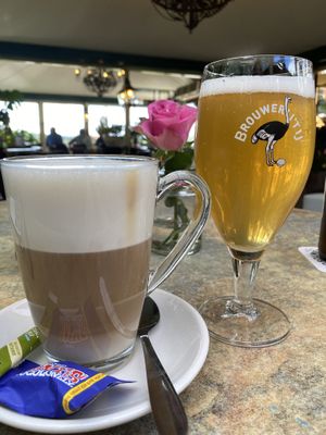 🍻 at Lovers & Hunters in Broek Op Langedijk