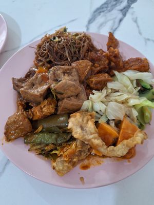 Plate from buffet at Chin Hua Vegetarian Food in Malacca
