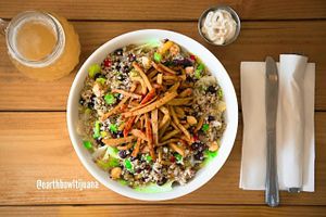 Ensalada de Asada (Steak Salad) at EarthBowl in Tijuana