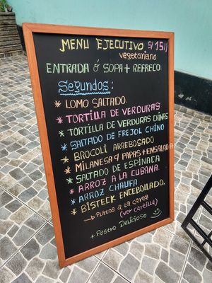 Executive menu at Delicias De La Naturaleza in Lima