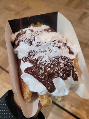 Choc and whipped cream at VeganWaf in Brussels