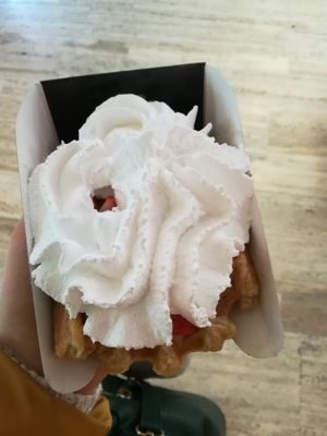 Delicious waffle to take away at VeganWaf in Brussels