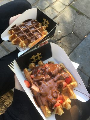 I got chocolate and strawberries, fiance just got chocolate at VeganWaf in Brussels