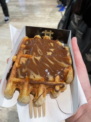 Waffle with chocolate and salted caramel   at VeganWaf in Brussels