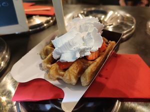 Gaufre fraises, sirop de Liège et chantilly at VeganWaf in Brussels