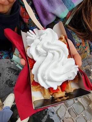 Strawberry and cream at VeganWaf in Brussels