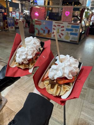 Vegan waffles with chantilly cream, chocolate sauce and strawberries  at VeganWaf in Brussels