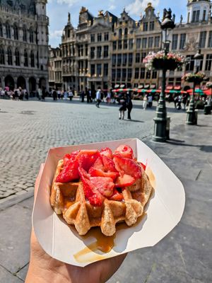 Waffle with strawberries and salted caramel sauce 🧇 at VeganWaf in Brussels