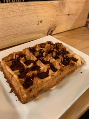 Vegan waffle with Belgian chocolate at VeganWaf in Brussels