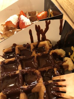 Erdbeeren und Schokolade  at VeganWaf in Brussels