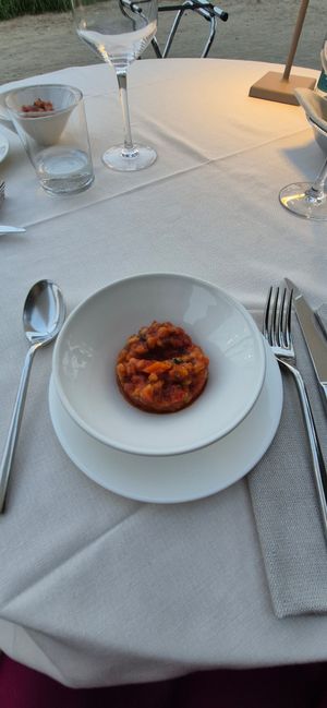 Entreé farro con pomodoro fresco e origano at Lorens in Massa