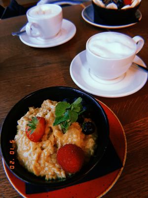 Golden porridge👑💕 at Spreegold in Berlin