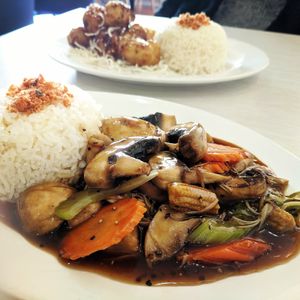 Sizzling black pepper mushroom. at Loving Hut in Northbridge