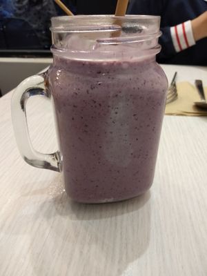 Berry smoothie - uses blueberries, raspberries, strawberries, CoYo, and soy milk at Loving Hut in Northbridge