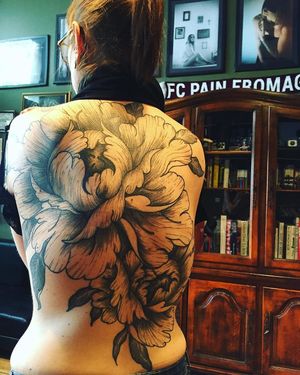 tattoo by Quentin Aldhui at Hello Darkness in Lyon