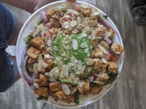 Tofu Thai Kale 🥗 🥰 at Can't Believe It's Vegan  in Westerville