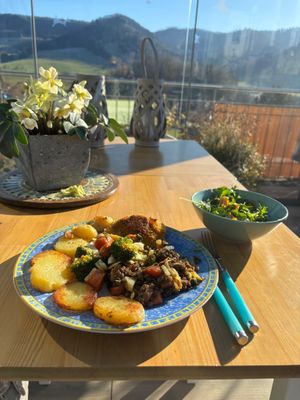Vegan dinner with salat 29.-Chf at Chez Svanette in Zullwil