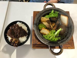 Signature set at Le Food in Subang Jaya