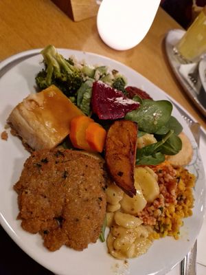 Soy Schnitzel, Broccoli, Potatoe Salad, Beetroot Ball, Cheesecake Salted Caramell at Tibits in Lausanne