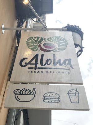 Sign at Aloha Vegan Delights - Maria Cristina in Valencia