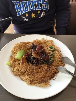 Longyan fried noodles  at Qǐ Ruò Yǎ in Taichung