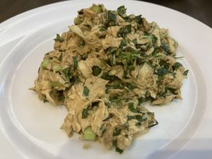 Thai basil with scrambled “eggs” (九層塔旦) at Qǐ Ruò Yǎ in Taichung