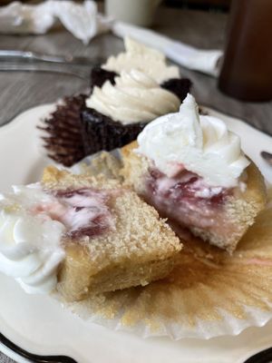 Strawberry lemonade cupcake   at Porch & Pantry in Mt Gretna