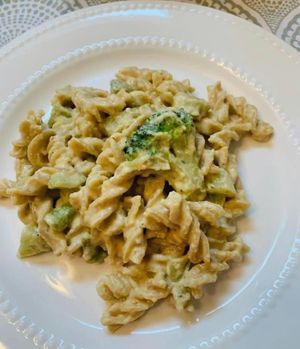 Fettuccine Alfredo wth roasted brocolli. Creamy and Delicious! at My Conscious Plate in Lake Worth