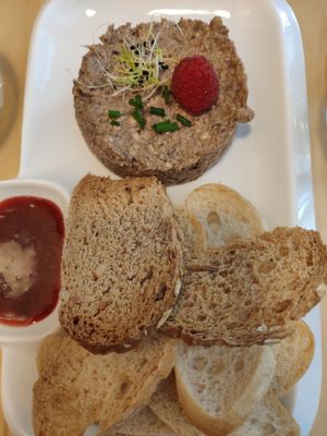 Faux Gras at La Sociedad Herbivora in Malaga