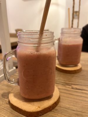 Strawberry Banana Smoothie   at Fruit Fusion in Phuket